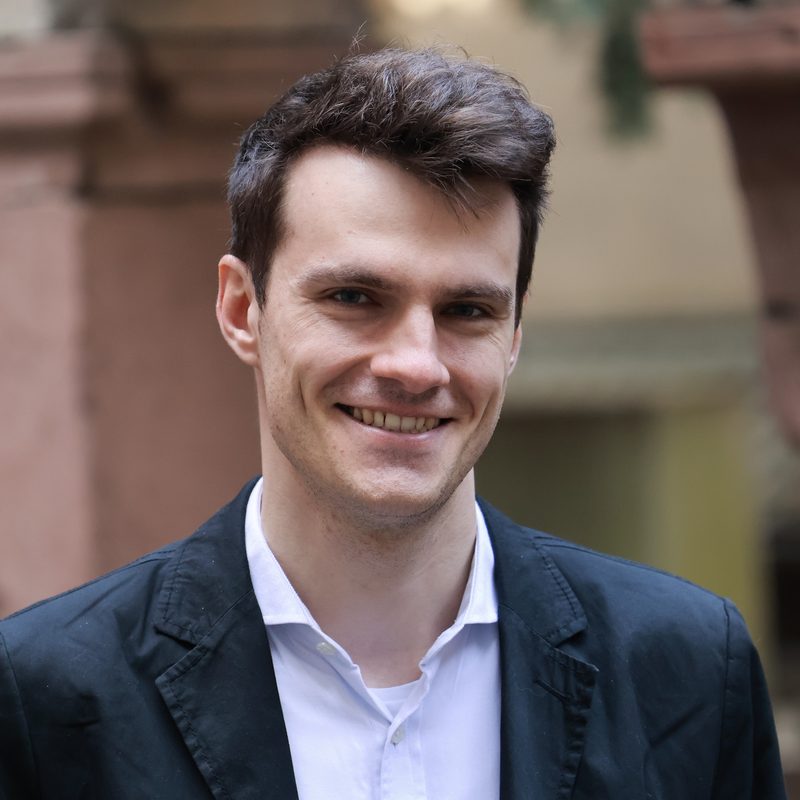 Dr. Simon Feiler